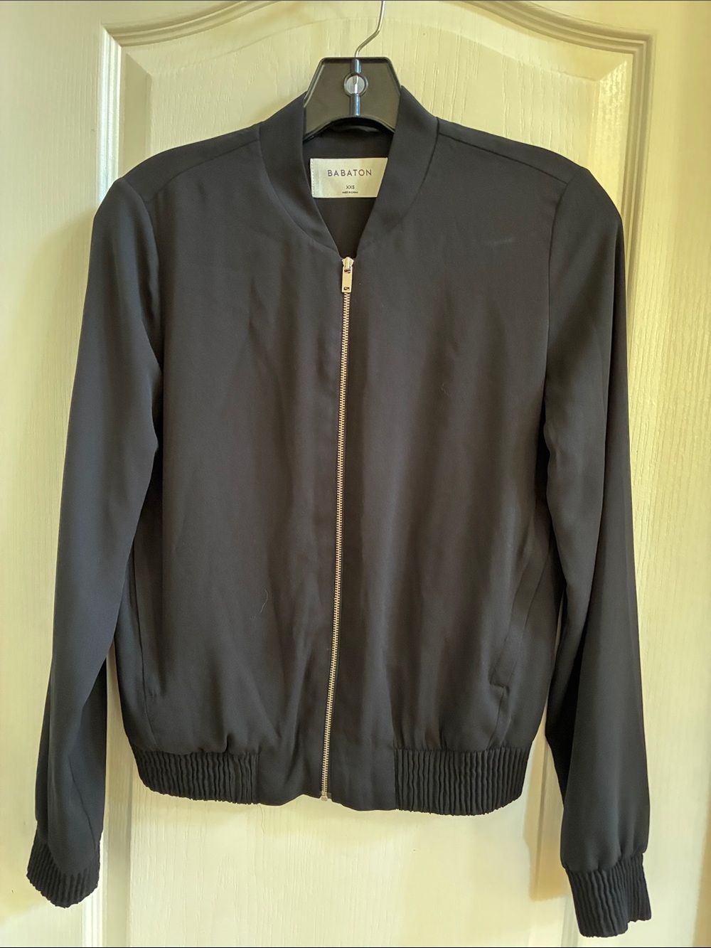 BABATON-ARITZIA! SILKY SOFT Black Bomber Jacket w/ Gold Zip Pull